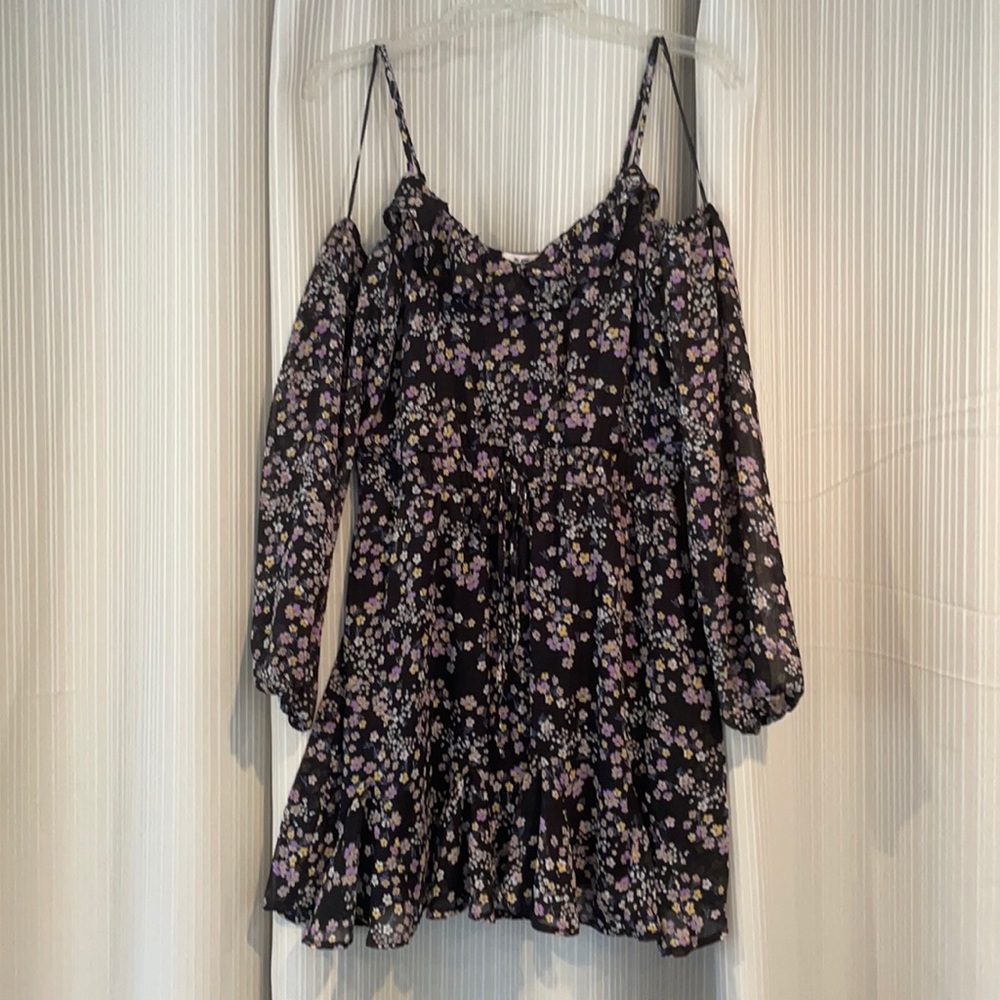 Floral flowy dress.